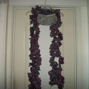 2 PURPLE ANIMAL BOAS PLUS SEQUIN PURSE BUNDLE 3 IT